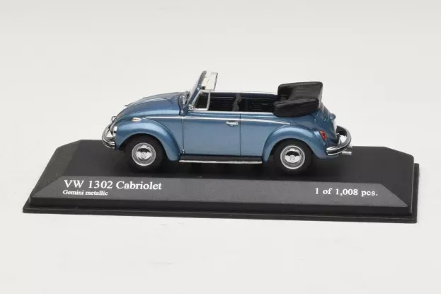 Minichamps Volkswagen 1302 Beetle Cabriolet 1970 1:43 430055042